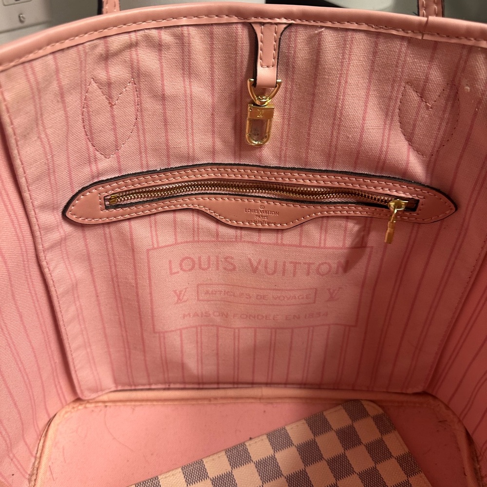 Checkered Tote Bag with Pink Accents - Picture 2 of 2